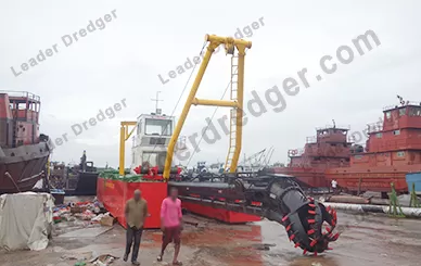 LD1200 Small River Dredging Equipment With A Mixture Capacity Of 1200 M³H  - Leader Dredger